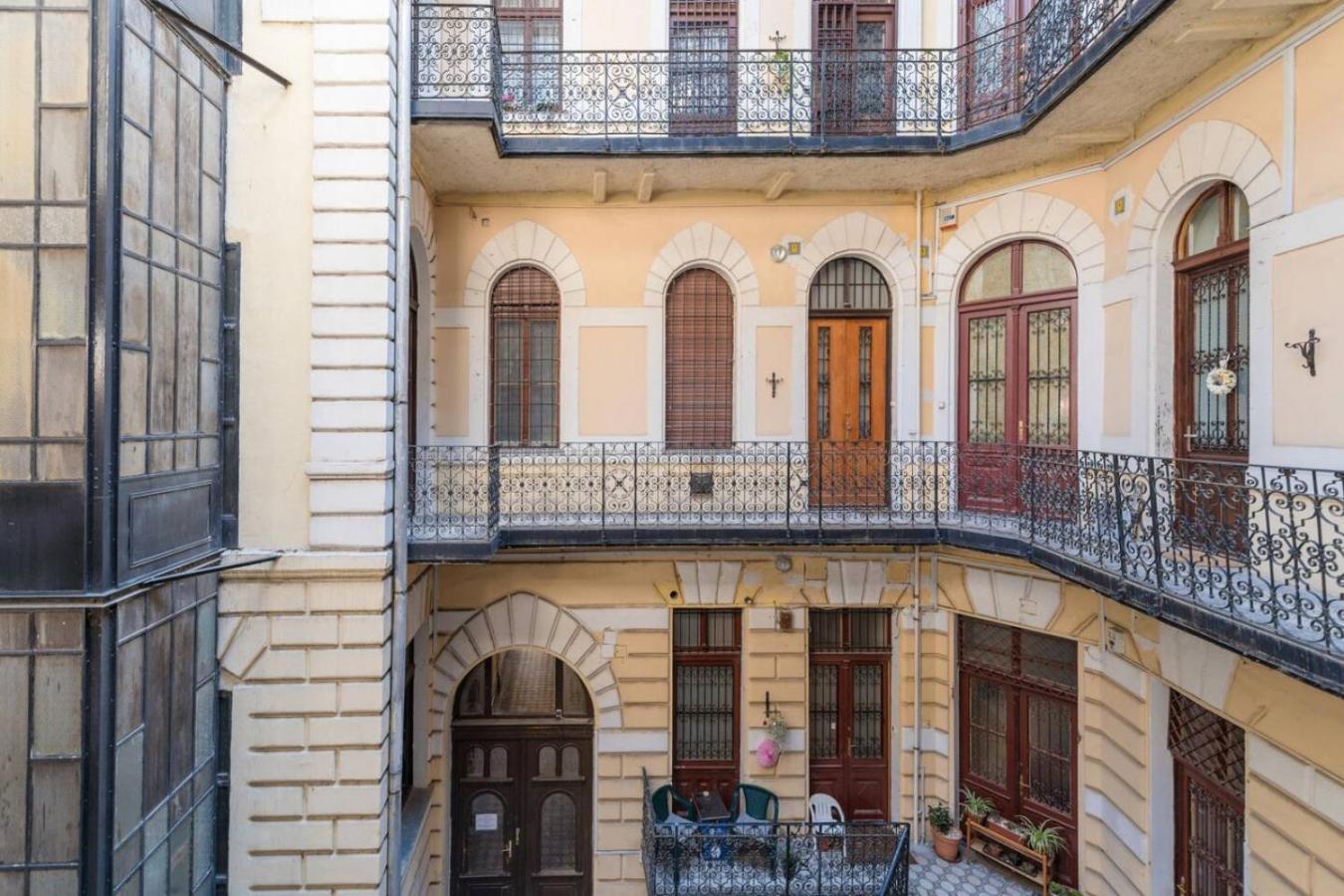 Studio Inn - Palace District Budapest Luaran gambar